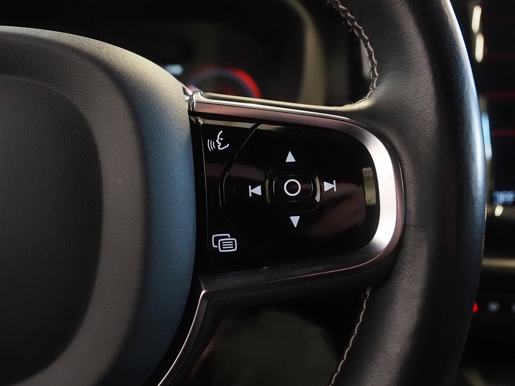 Volvo XC60 Recharge T8 392hk AWD R-Design |Drag|Pano|Skinn| 2020