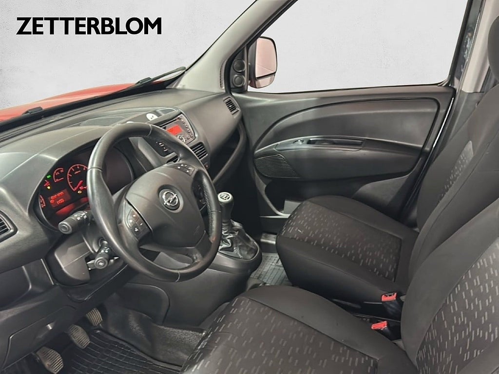 Transportbil - Skåp Opel Combo 8 av 17