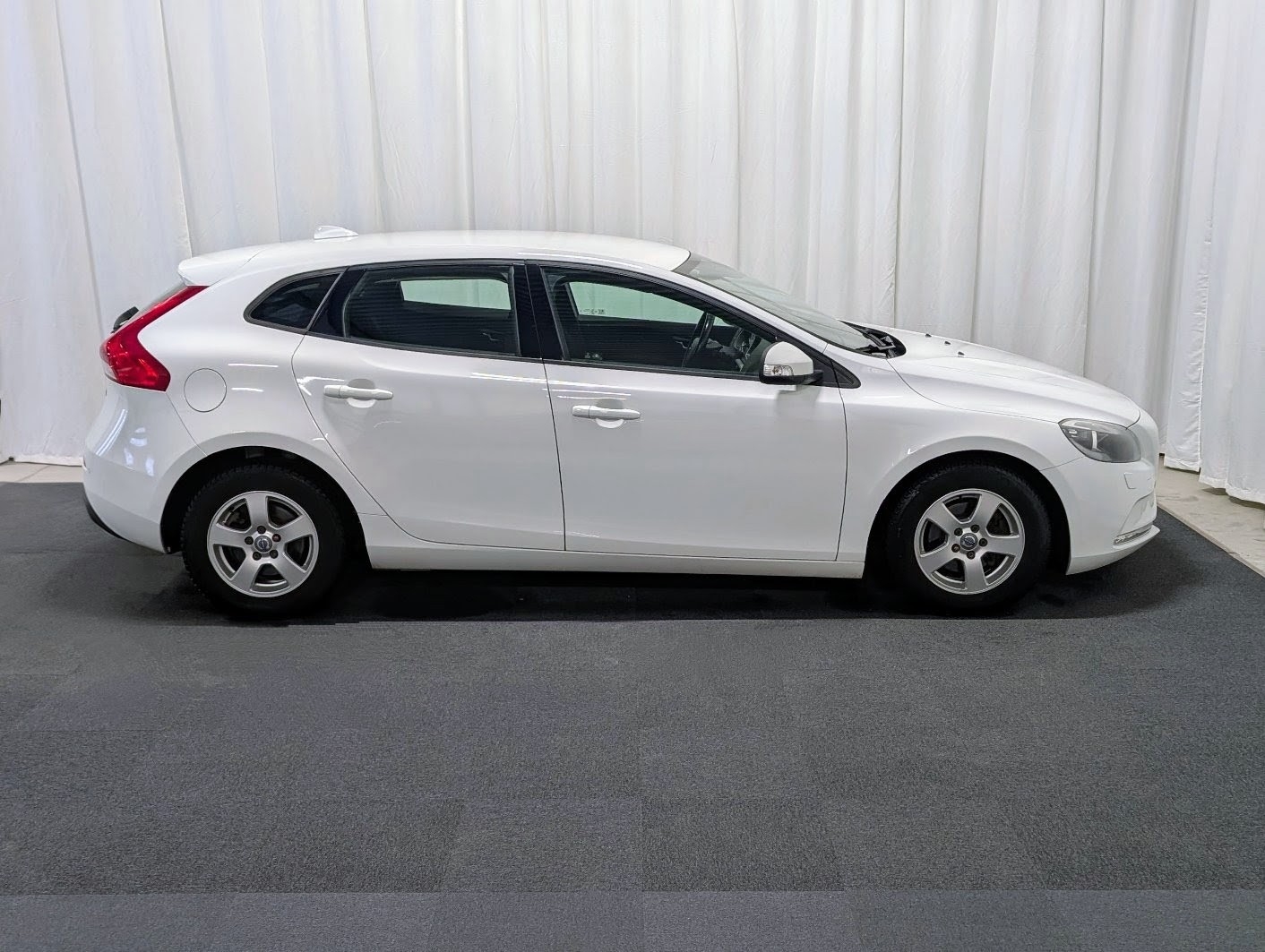 Volvo V40 D2 2014, bild 5/35