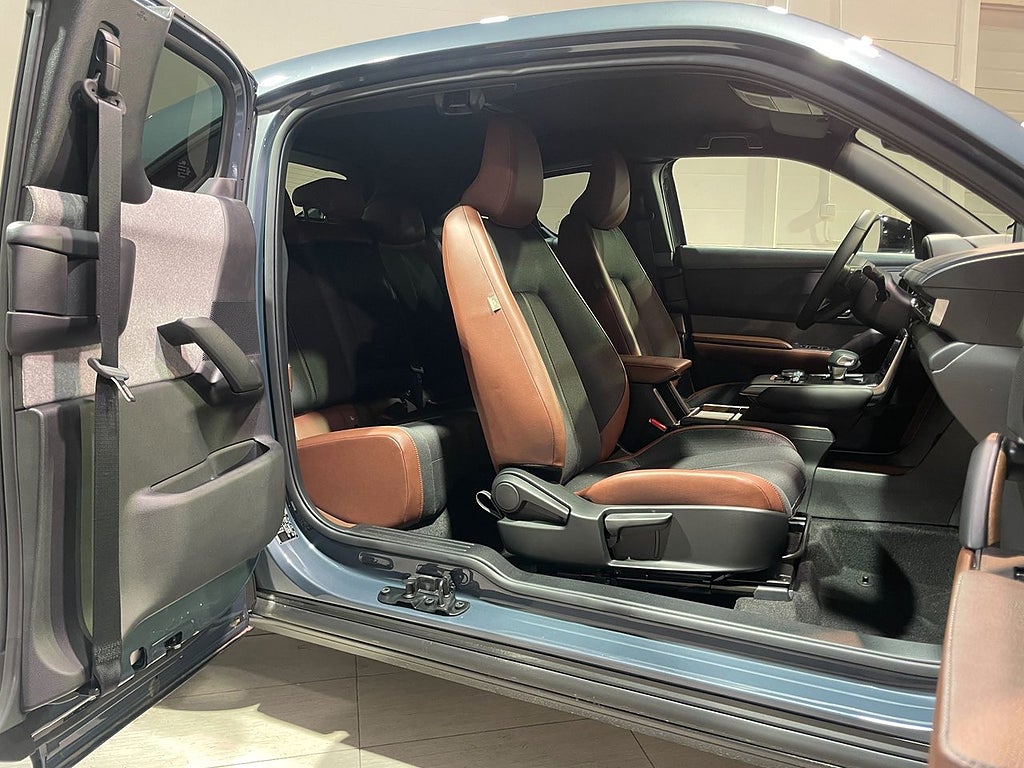 Mazda MX-30 Re-Leasing *KAMPANJ* | Bilar i lager!