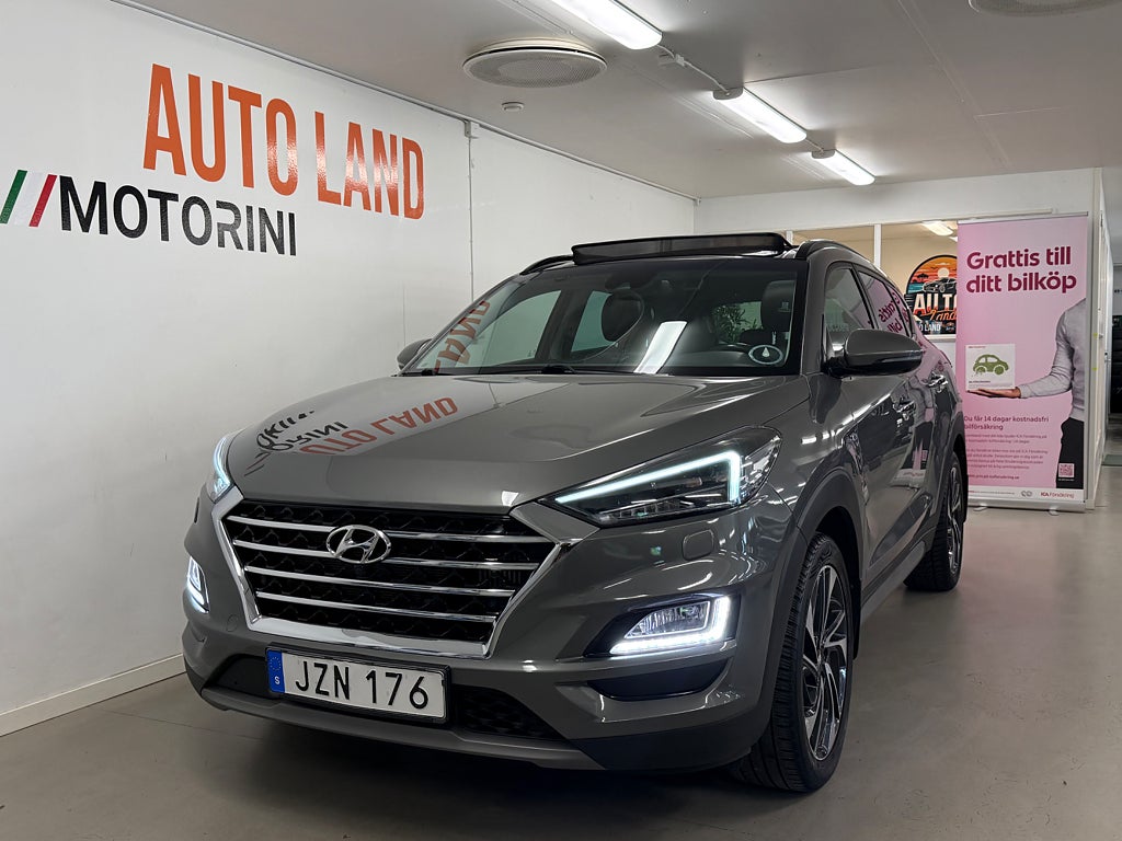 Hyundai Tucson 2.0 CRDi 4WD Premium /Pano / Drag / Skinn / 360 kamera