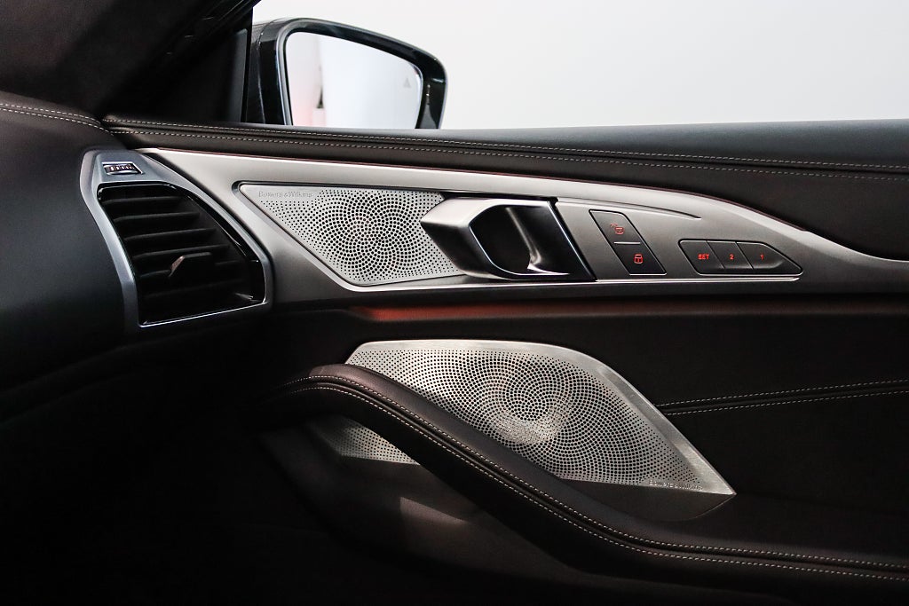 BMW M850i xDrive Gran Coupe B&W Kolfiber Panorama Soft Close