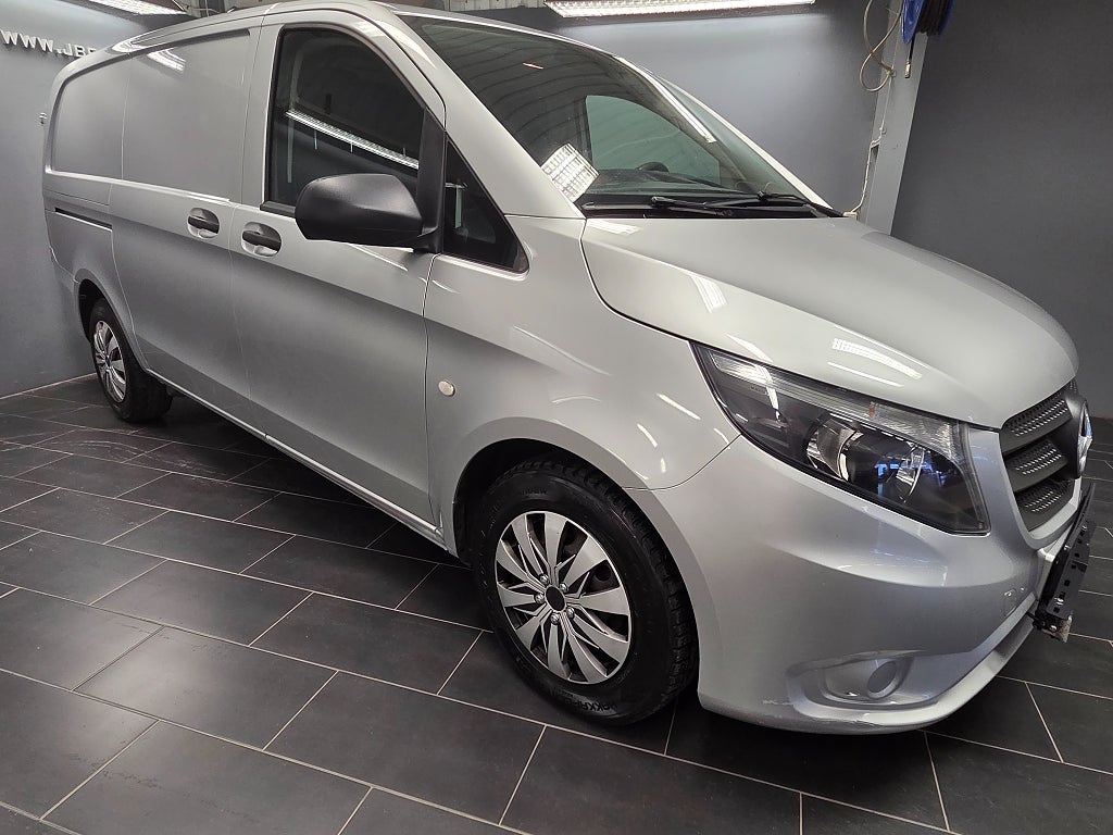 Mercedes-Benz Vito 111 CDI / LÅNG / Inredning / Drag / Backkamera 
