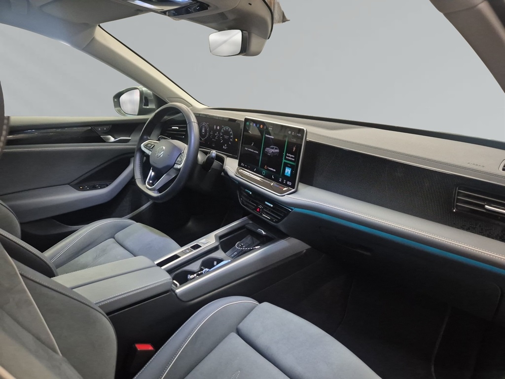 Volkswagen Passat 2024, bild 6/37