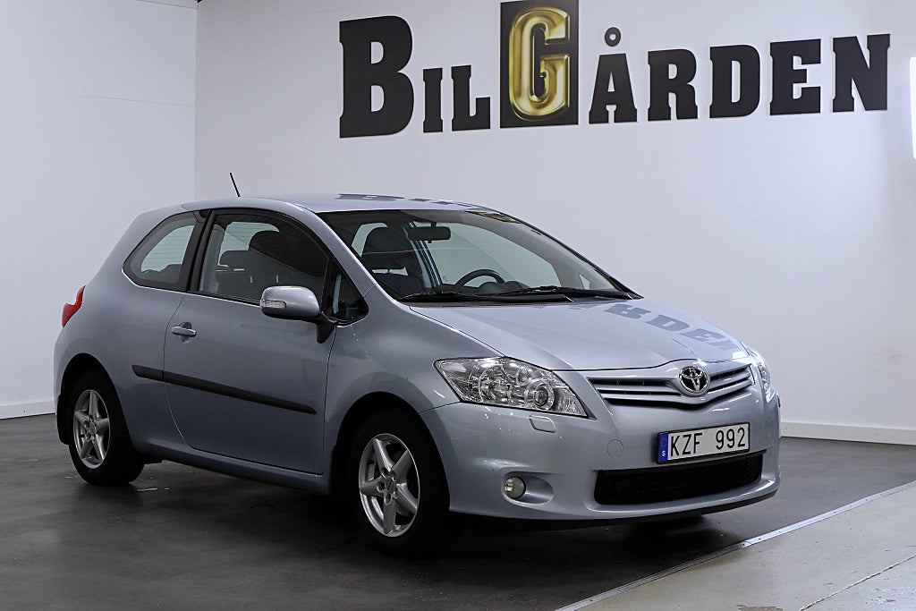 Toyota Auris 1.6 Automat 5000Mil *0%Ränta* Kamera Besiktigad
