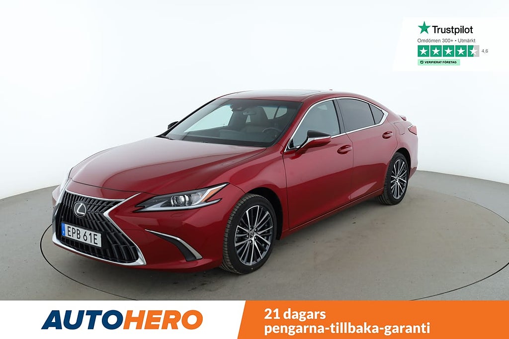 Lexus ES 300h / Taklucka, Rattvärme, Backkamera