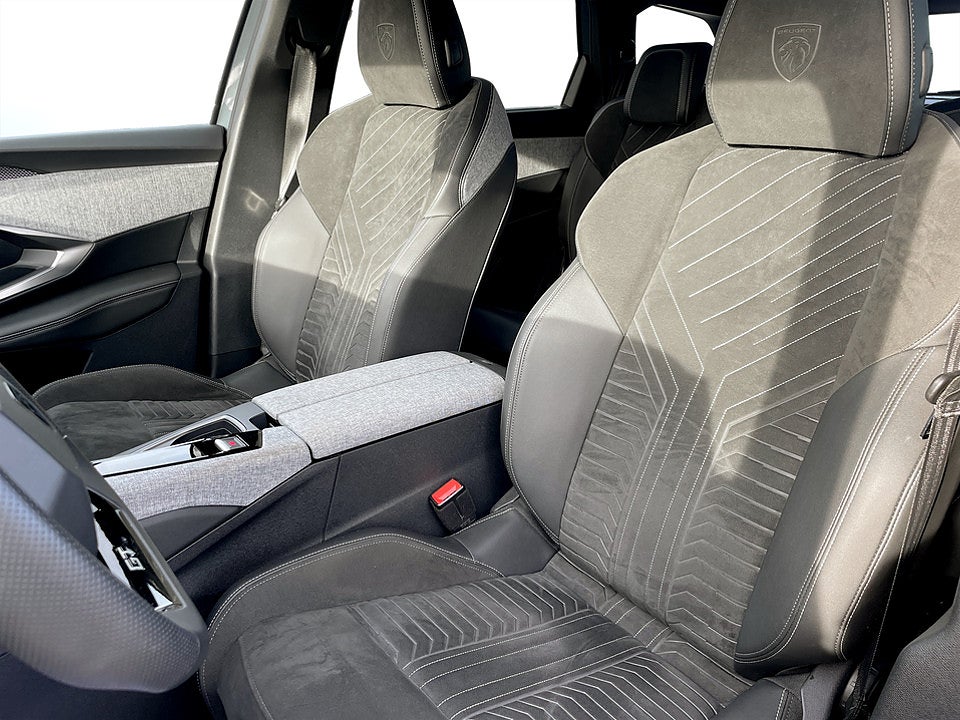 Bild på Peugeot 5008 GT Hybrid 136hk AUT - DRAG, RATTVÄRME