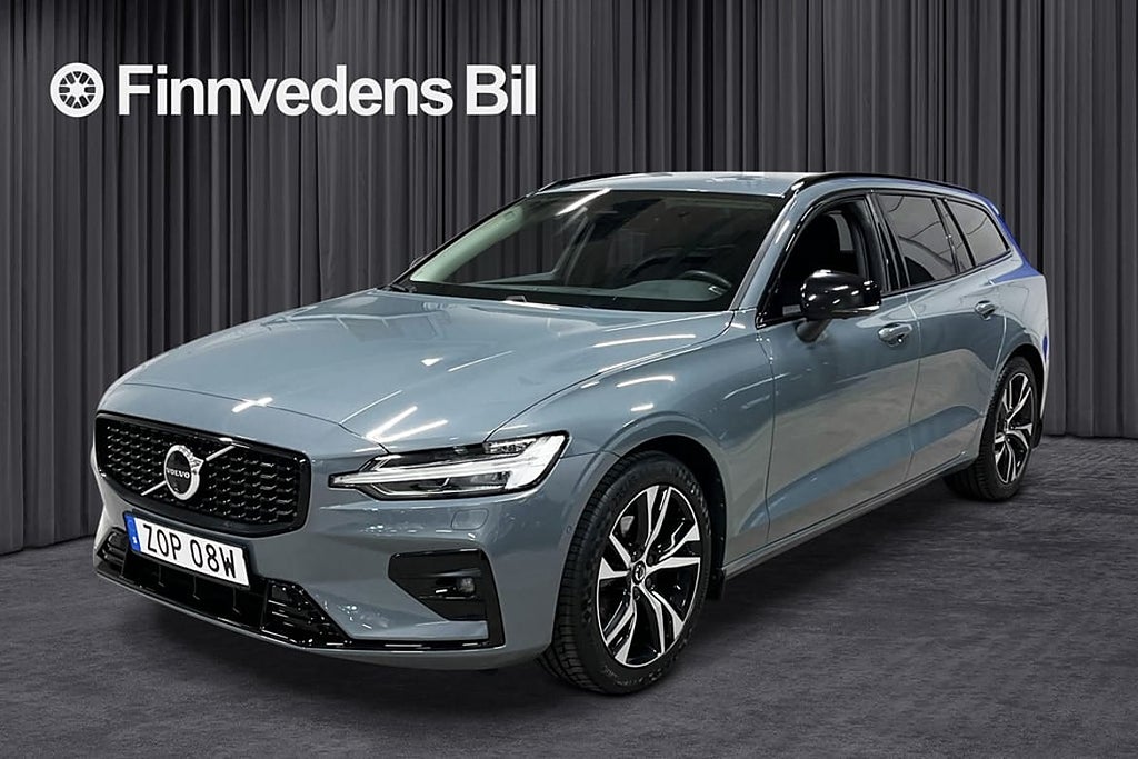 Volvo V60 B4 Diesel Plus Dark (V-HJUL) *360KAMERA/DRAGKROK*
