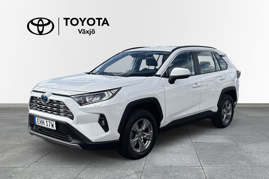 Toyota RAV4 Hybrid AWD-i Drag V-hjul M-värmare