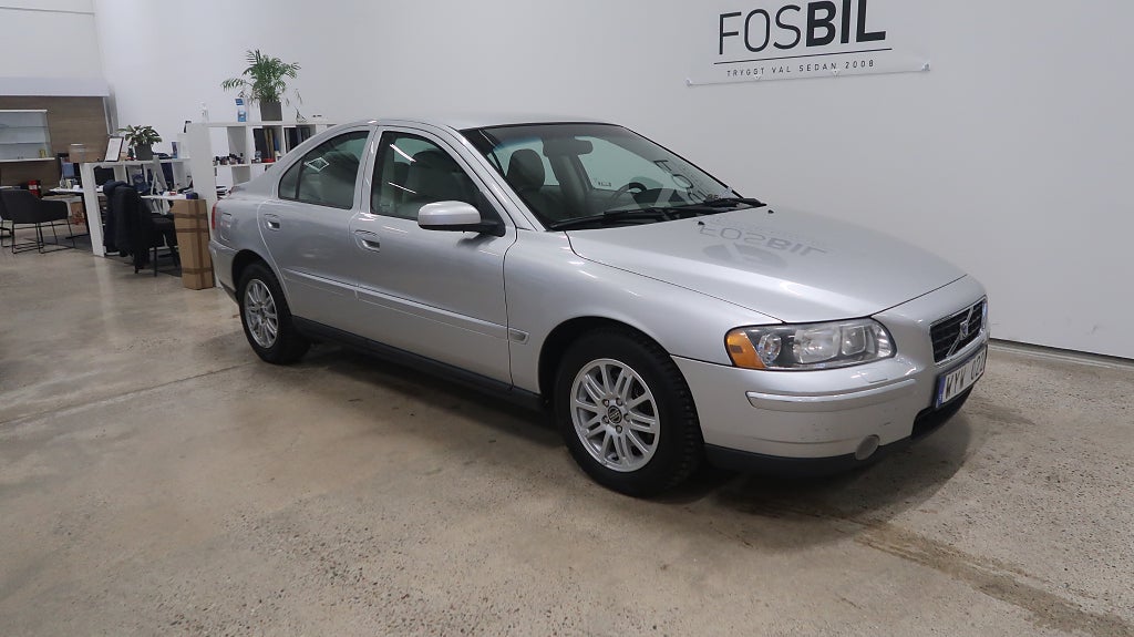 Volvo S60 2.4 Aut-SoV Nyservad Kamremsbytt