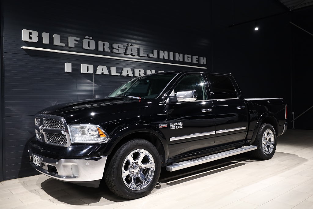 Dodge RAM 1500 Laramie 5.7 V8 HEMI 4x4 395hk MOMS