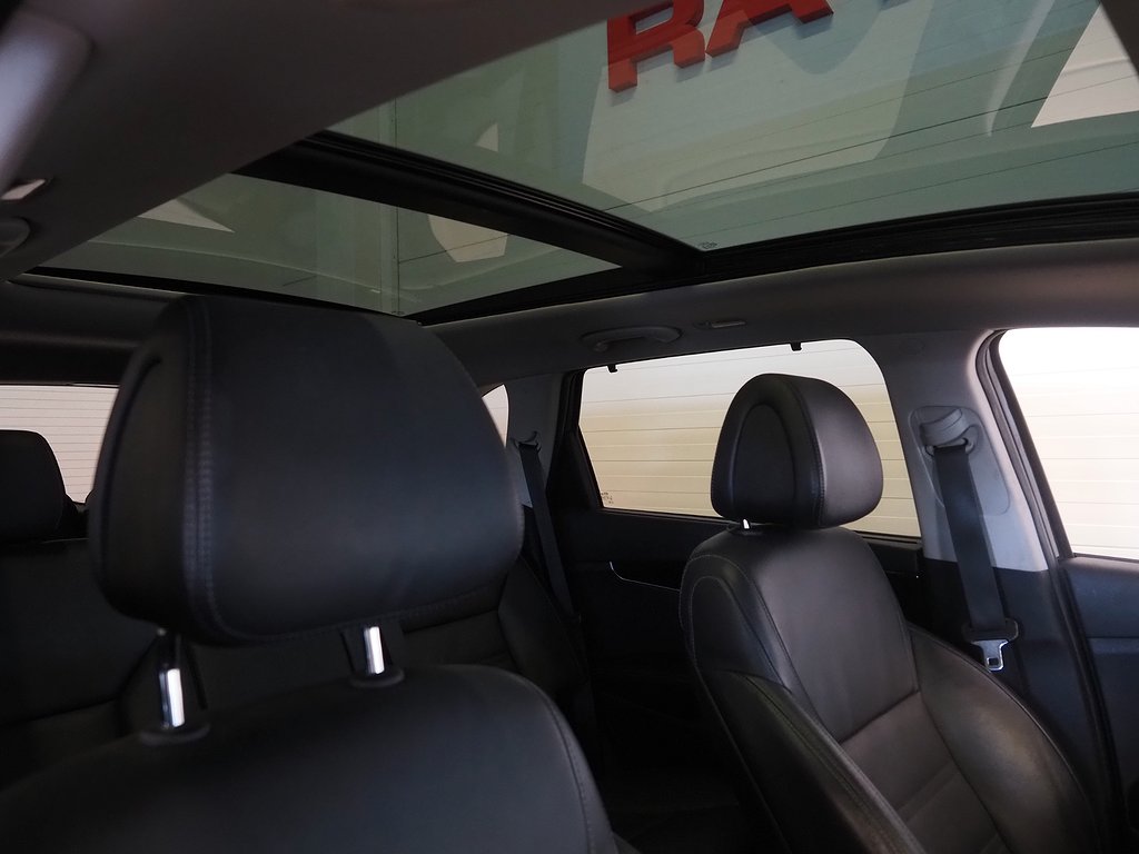 Kia Sorento 2.2 CRDi 200hk AWD 7-sits Drag Pano Navi Läder 2016
