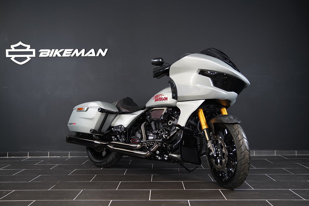 Harley-Davidson CVO Road Glide ST SE 135" Stage IV - Öhlins - 160 Whp - 215 Nm