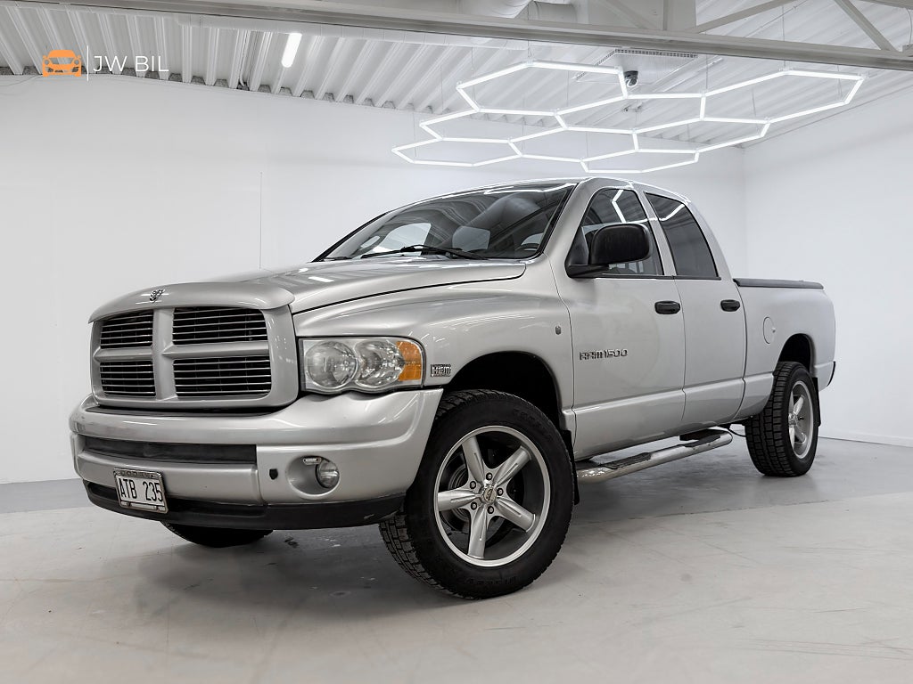 Dodge RAM 1500 Quad Cab 5.7 V8 HEMI 4x4 Dragkrok M-Värm