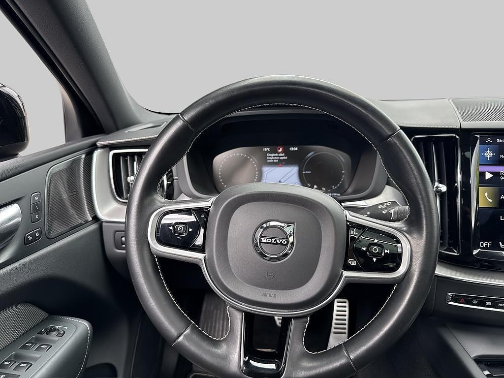 Volvo XC60 2021 - miniatyr 9