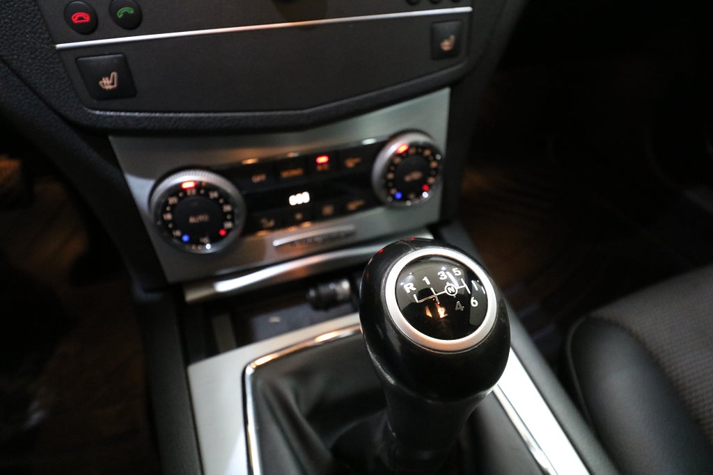 Mercedes-Benz C 2011 - miniatyr 13