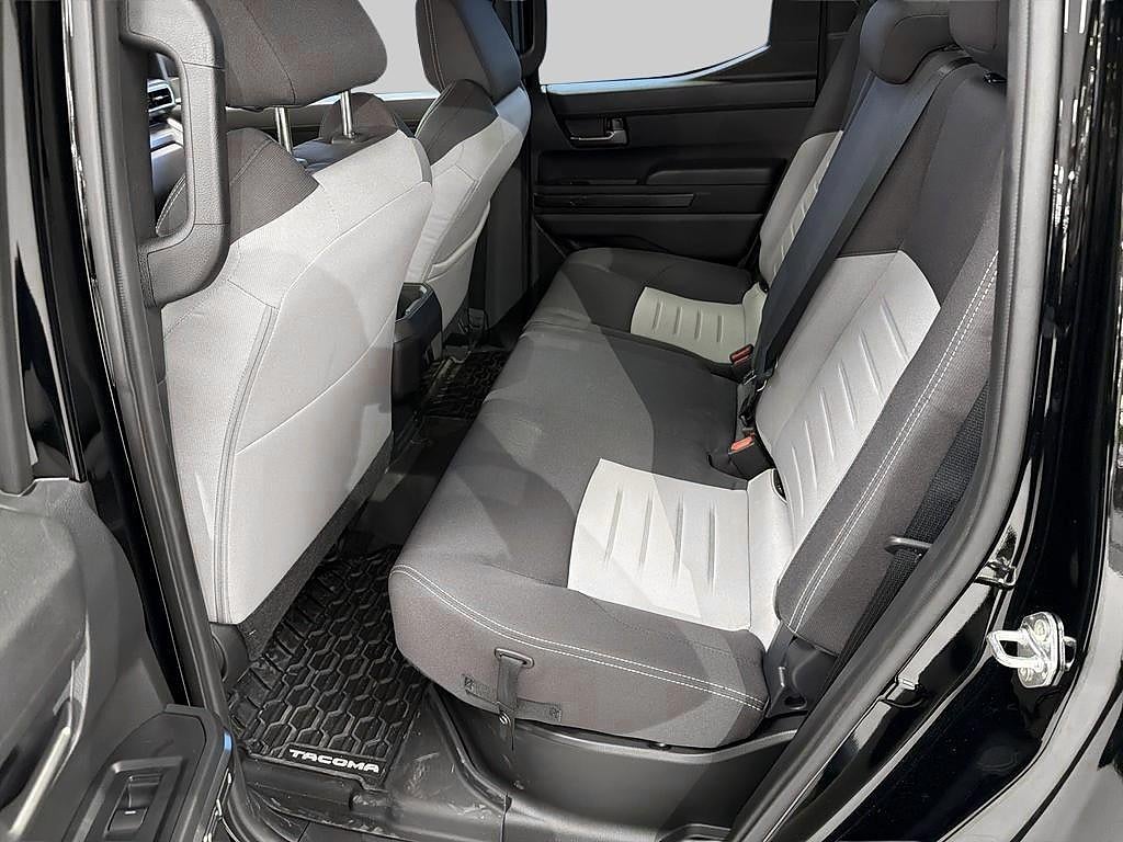 Toyota Tacoma 2025 - miniatyr 7