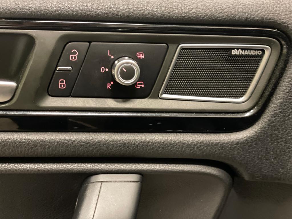 Volkswagen Touareg 2014, kuva 7/38