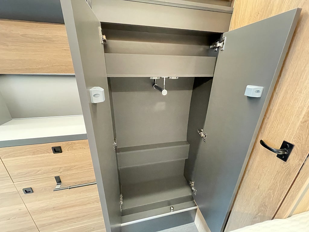 Kabe Affinity One / Komfort pkt / 3 sovplatser / 3500kg  - Kabe