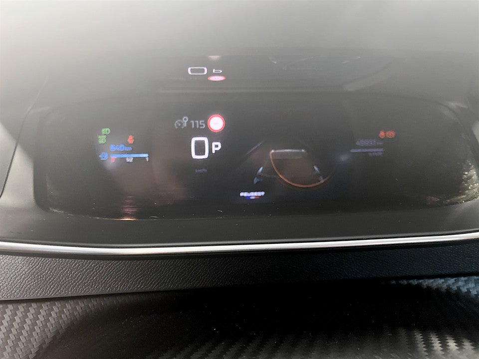 Bild på Peugeot 2008 GT Hybrid 145hk Aut ELSTOL B-KAMERA CARPLAY