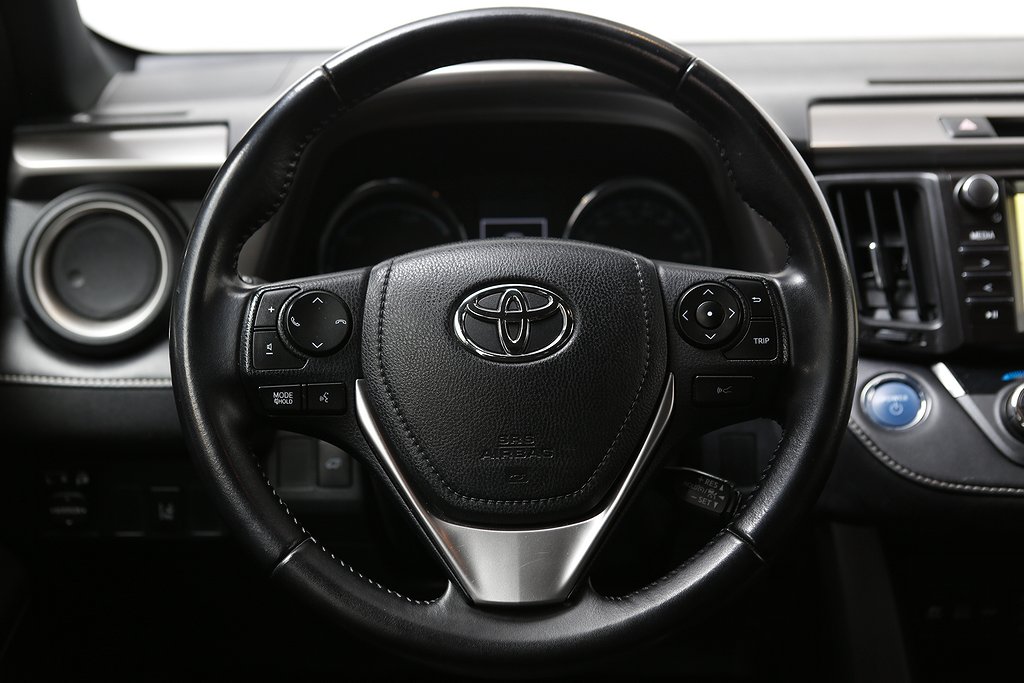 Toyota RAV4 Hybrid 2,5 197hk AWD-i E-CVT Active Plus Drag 2016