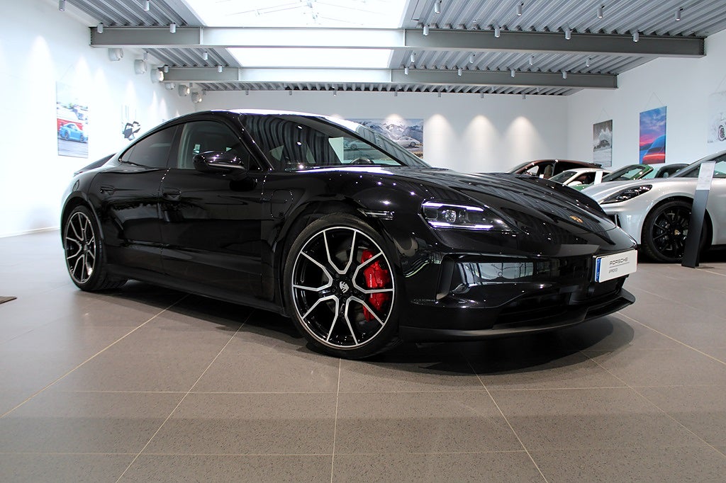 Porsche Taycan 4S