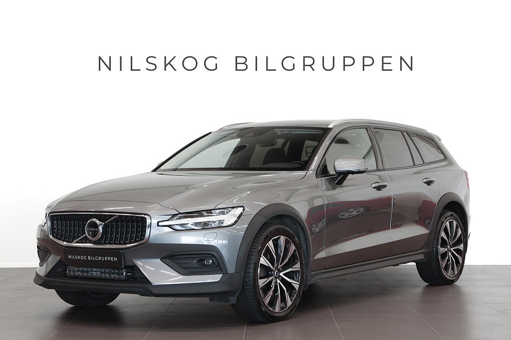 Volvo V60 Cross Country B4 AWD | H/K | 360-kamera | Keyless | Drag | SE SPEC! 