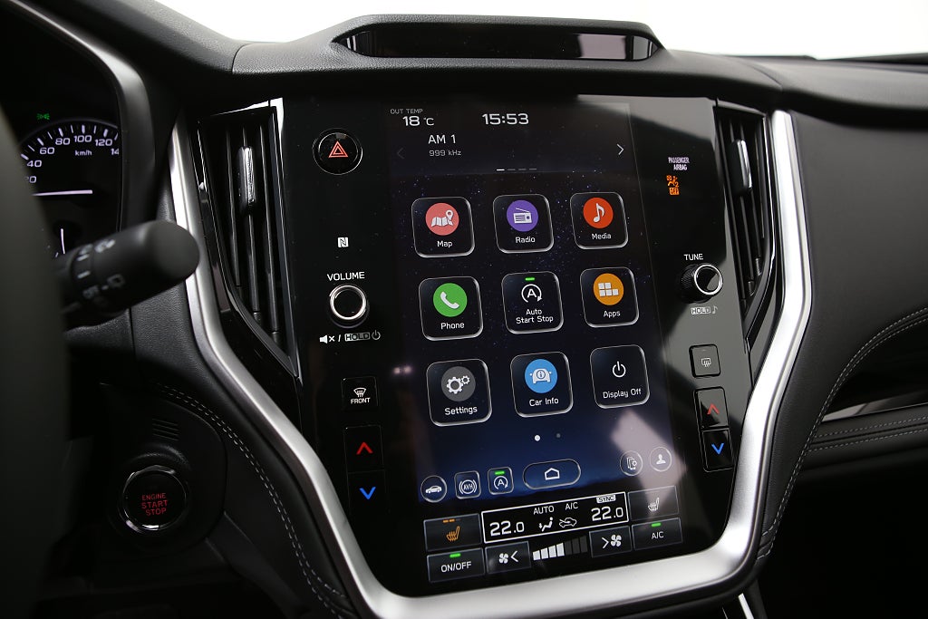 Subaru Outback Limited | 3 fria Service.