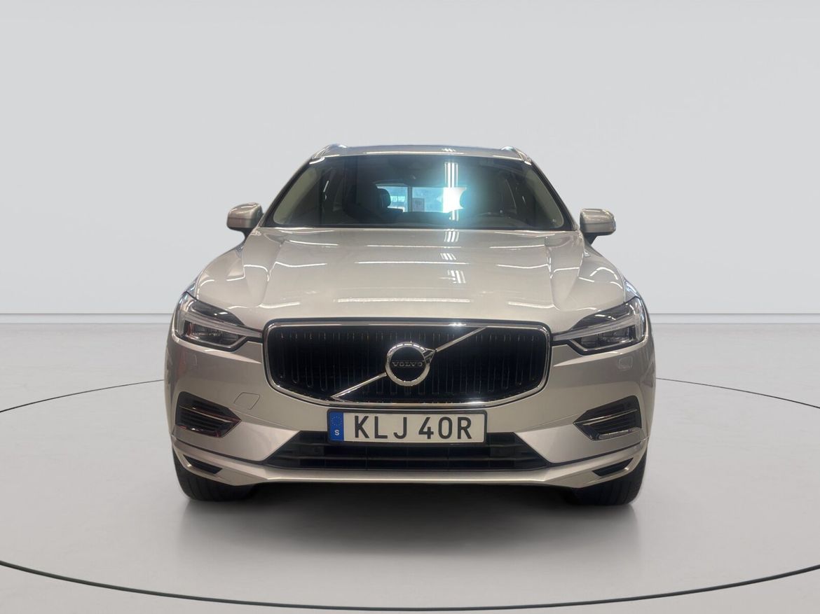 Volvo XC60 Momentum Advanced Edition 2020, bild 7/10
