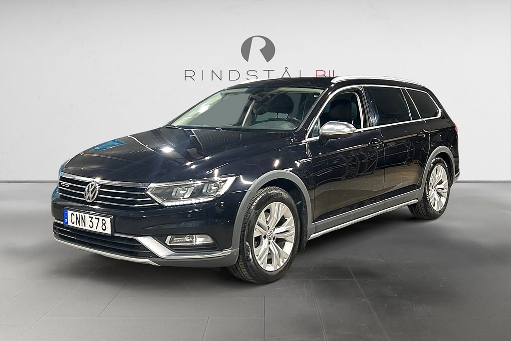 Volkswagen Passat Alltrack 2.0 TDI DSG 190 HK AUT 4M D-VÄRM DRAG CARPLAY 17"