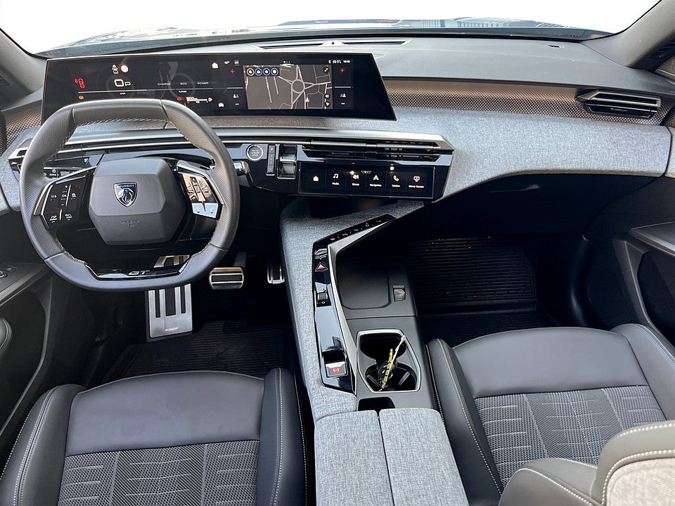 Bild på Peugeot 3008 GT Hybrid 1.2 PT 145hk Aut B-KAMERA CARPLAY