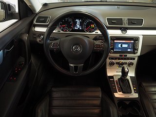 Kombi Volkswagen Passat 14 av 21