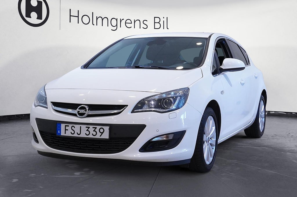 Opel Astra 1,4 Turbo 140hk 5-D Dragkrok Rattvärme PDC Fram Bak