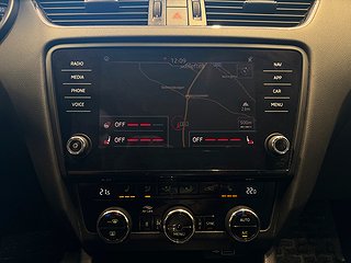 Skoda Octavia  1.5 TSI Premium/M-värm/Drag/Kamera/Navi/S&V