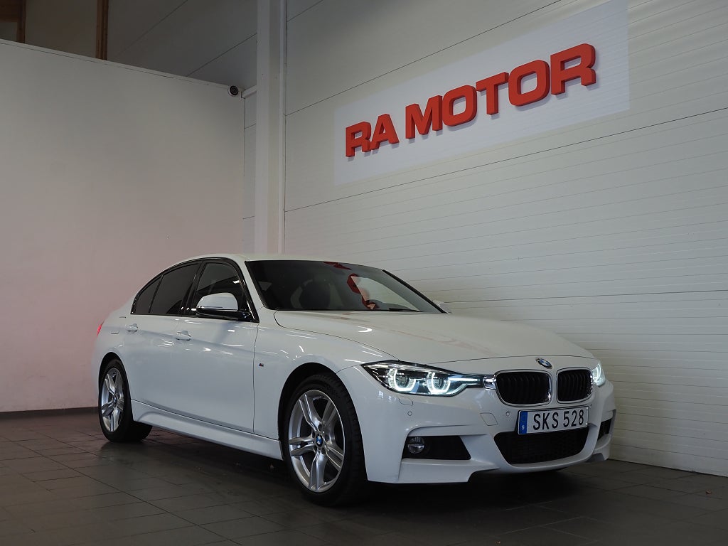 BMW 320d Sedan xDrive 190hk M Sport |Navi|Skinn|Kamera|Drag|
