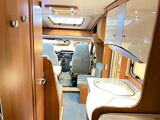 Husbil-halvintegrerad LMC LIBERTY 654 G TI 16 av 26