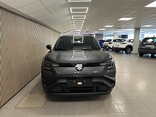 Suzuki e-Vitara ** **Select 61 kWh 184 hk 4x4 — bild 3 av 17