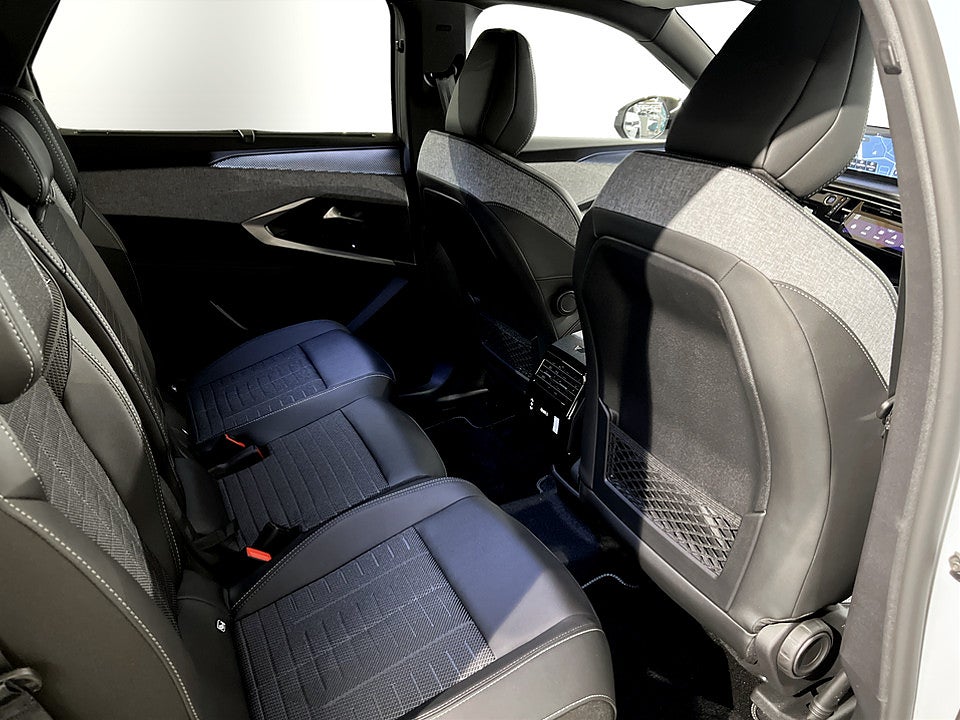 Bild på Peugeot 5008 Edition Hybrid Aut - OMGÅENDE LEVERANS!