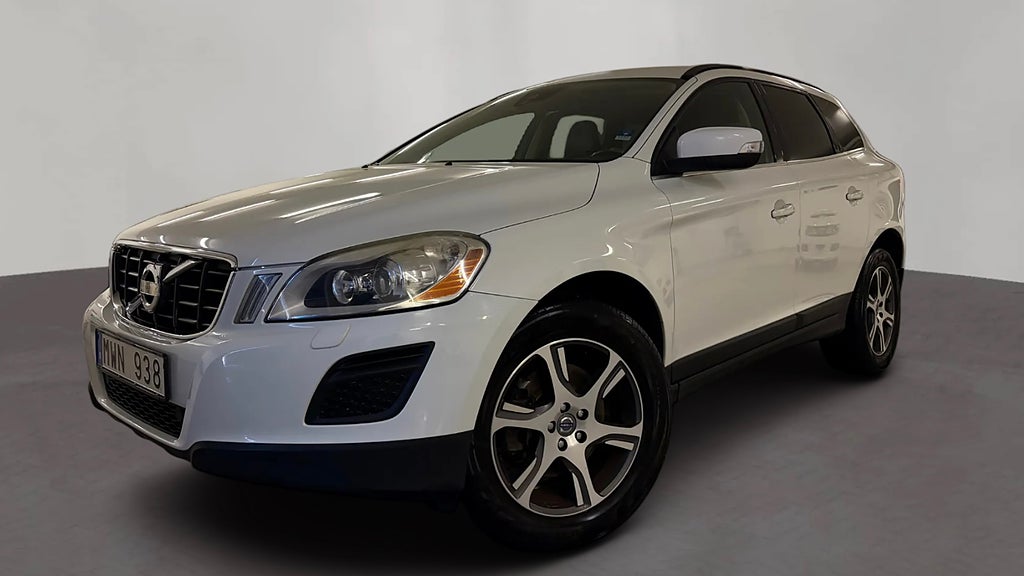 Volvo XC60 D4 Momentum | Helskinn | Dragkrok | High performance 