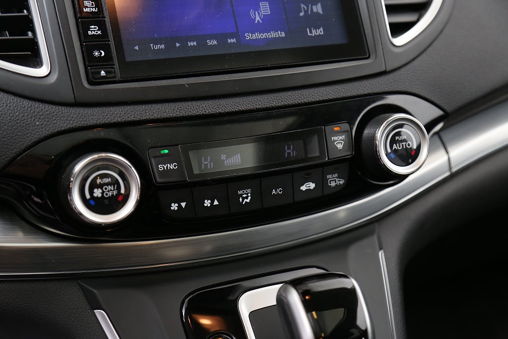 Honda CR-V 1,6 i-DTEC 160hk Executive 4WD Aut Motorvärmare Drag 2016