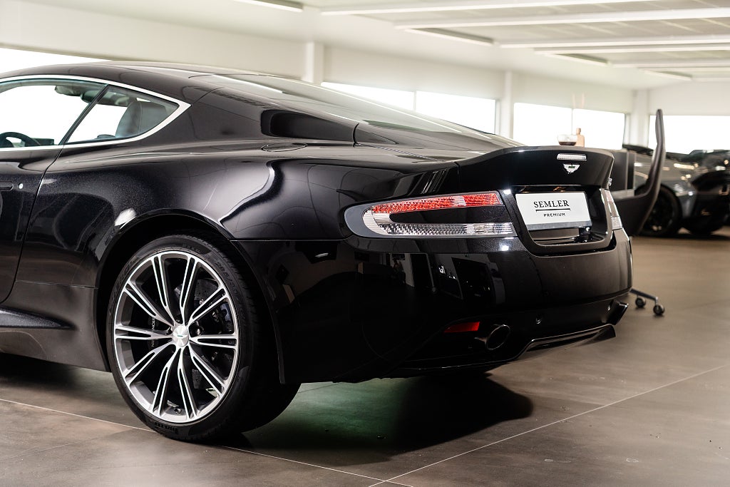 Gallery image 10 of 25