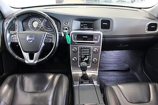 Kombi Volvo V60 10 av 18