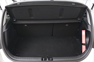 Halvkombi Hyundai i20 8 av 19