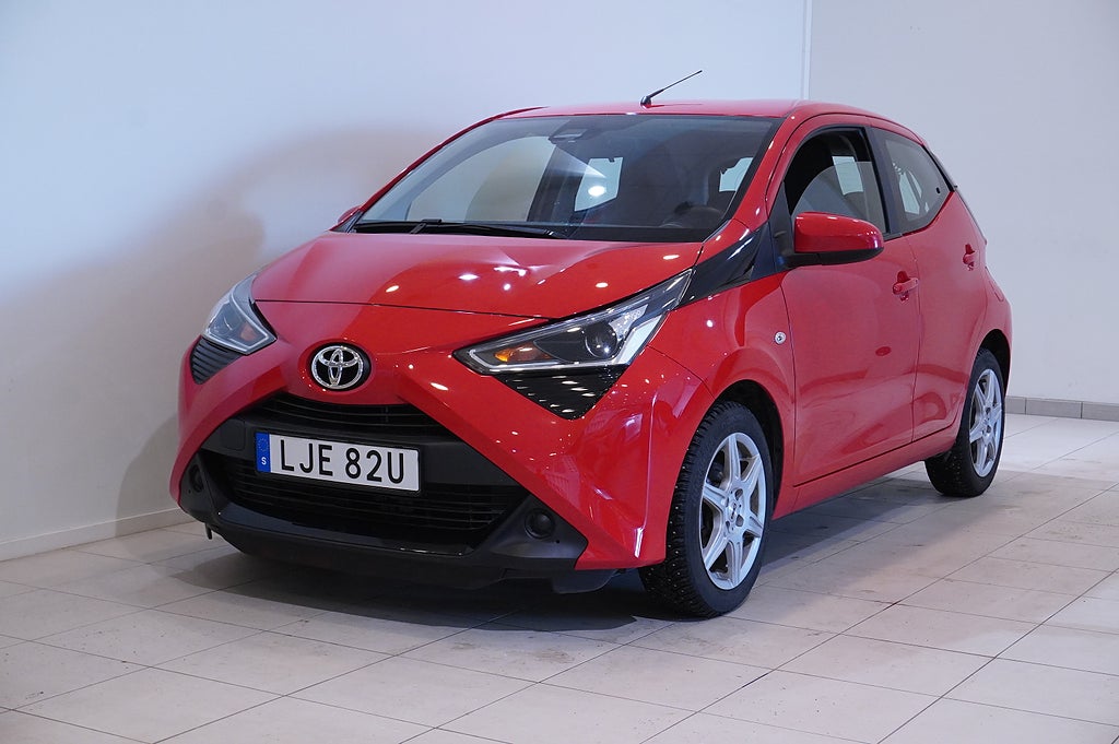 Toyota Aygo 4,95% ränta 1,0 VVT-i X-Play Backkamera