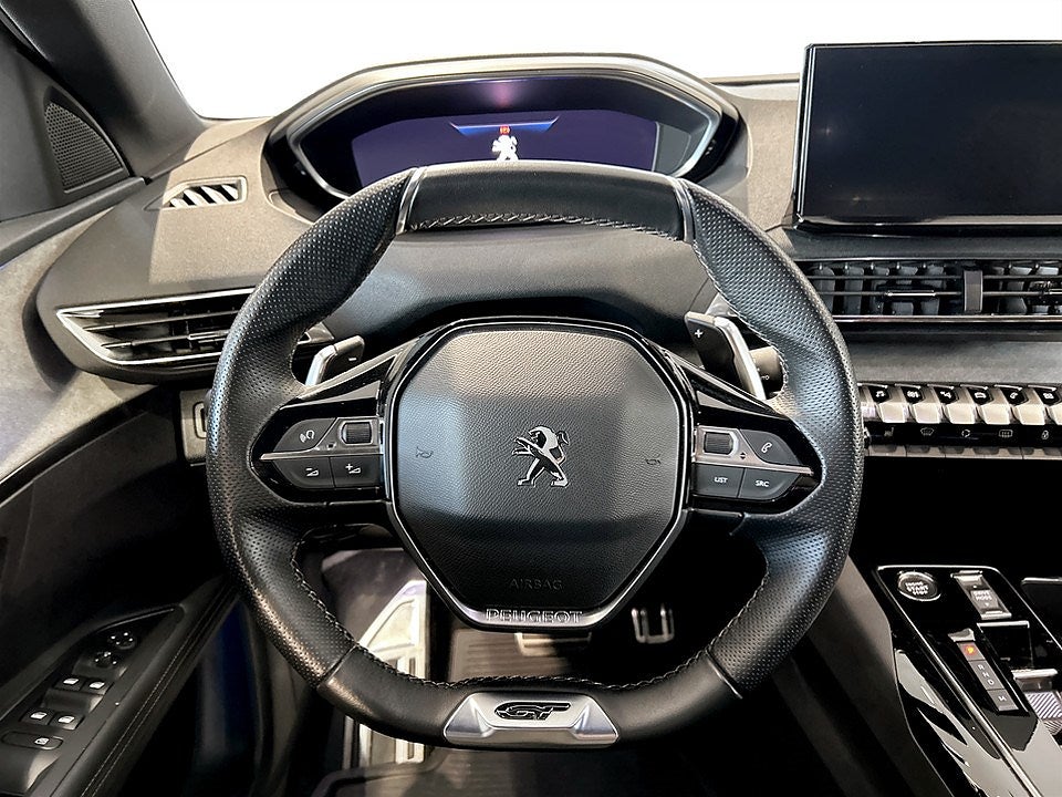 Bild på Peugeot 3008 GT 1.2 PT 130hk Aut - B-KAMERA,CARPLAY,NAV