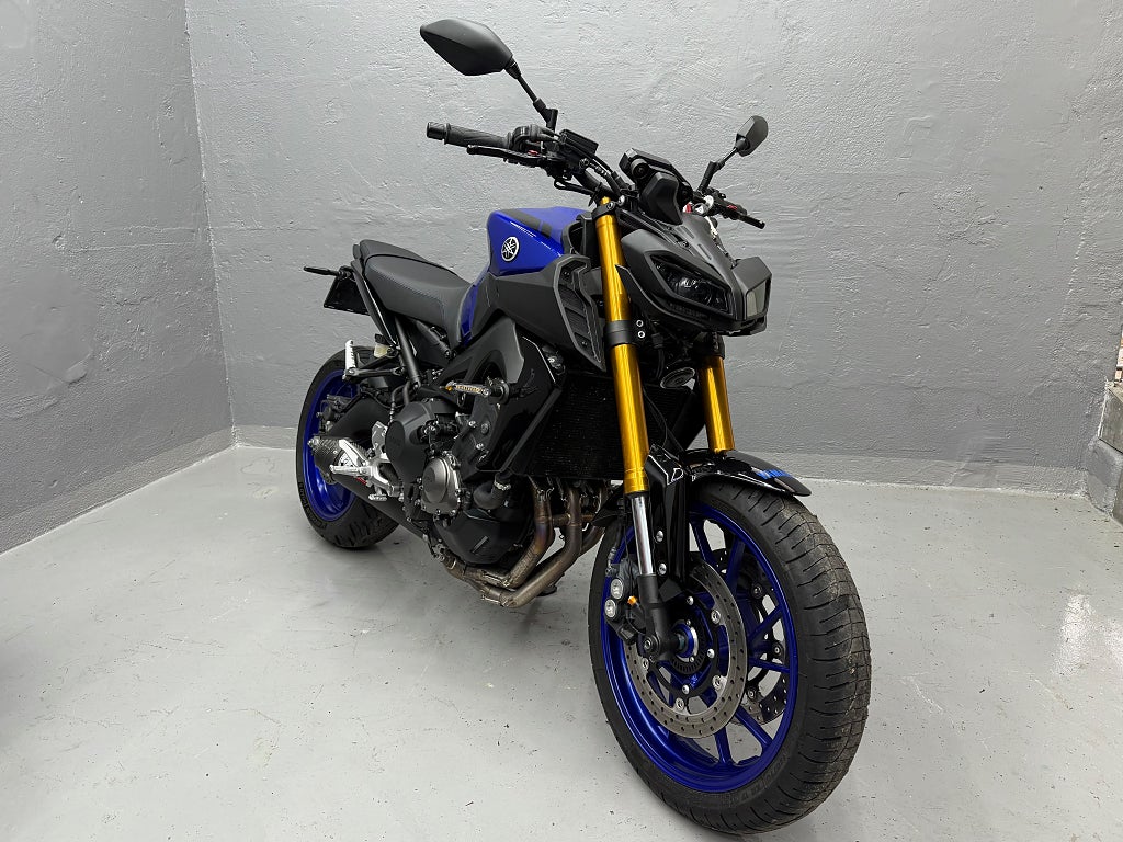 Yamaha MT-09 