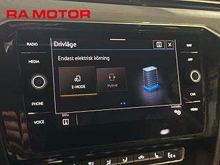 Kombi Volkswagen Passat 20 av 27