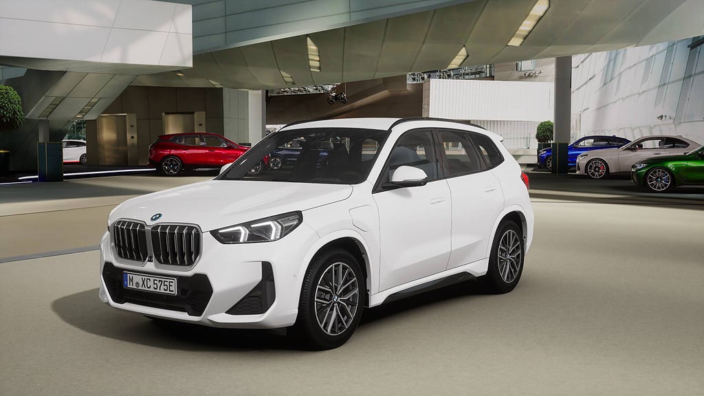 BMW X1  xDrive25e M-Sport Active Edition: 4.995kr/mån//BUSINESS LEASE