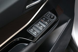 SUV Toyota C-HR 14 av 26