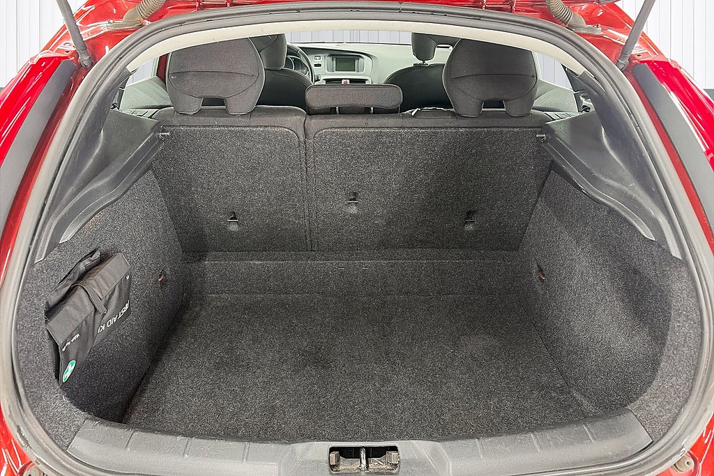 Volvo V40 2013